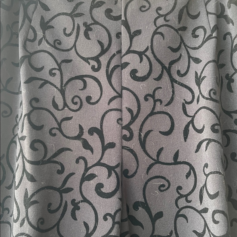 Black Scroll Pattern Pants - Picture 2 of 4